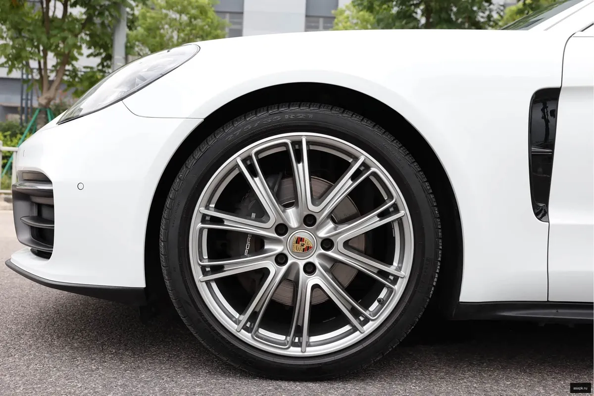 Porsche Panamera 3
