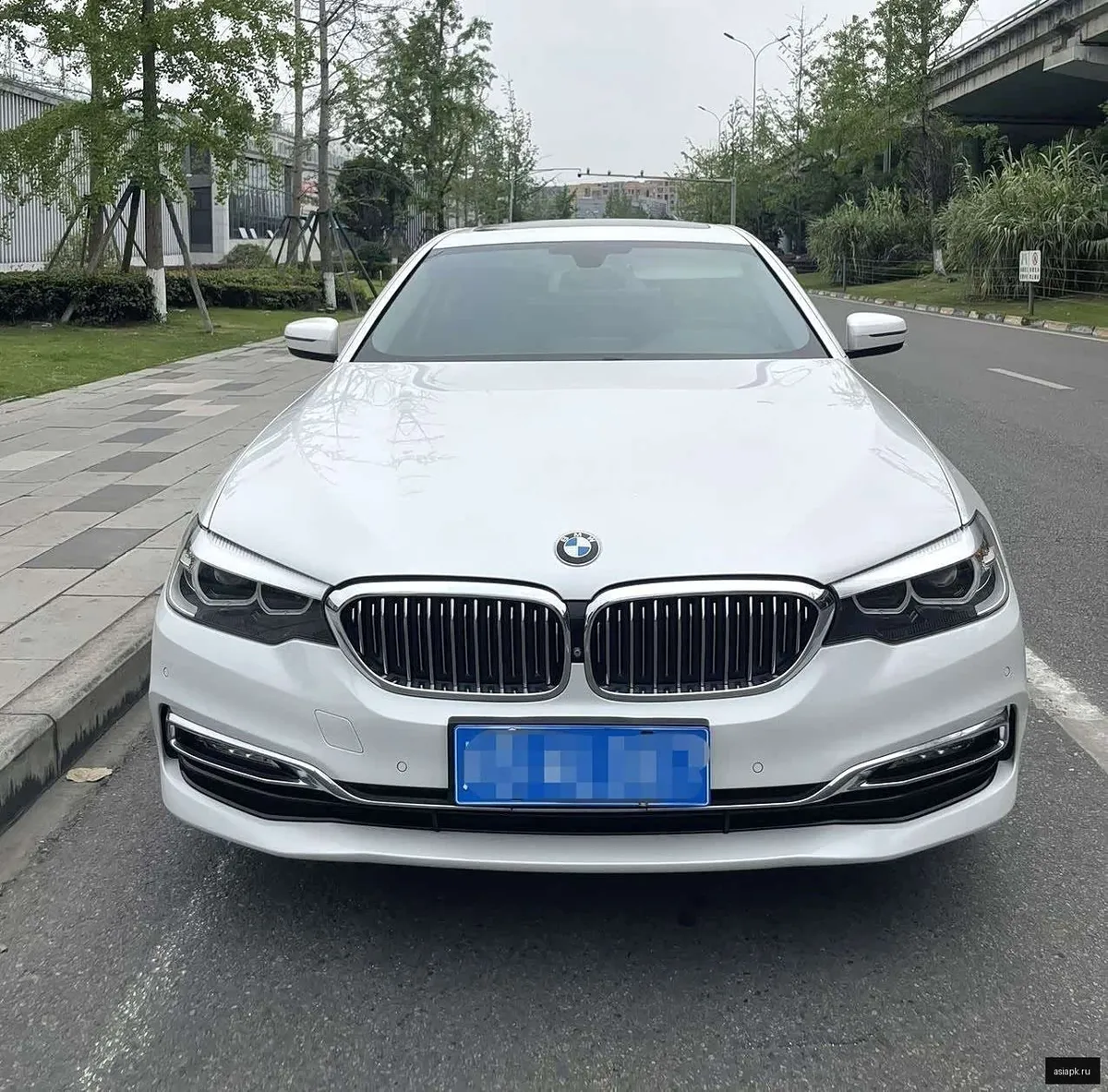 BMW 5-Series 2