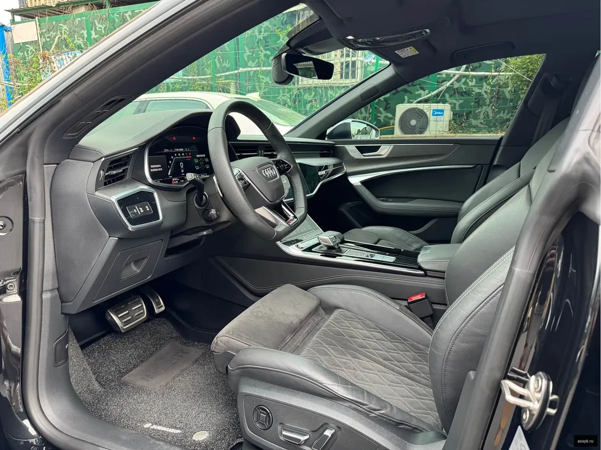 Audi S7 6