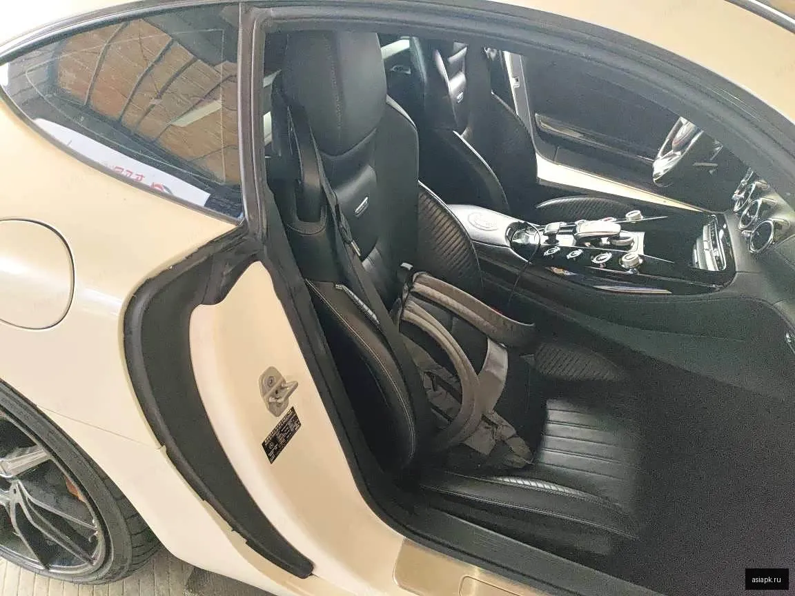 Mercedes-Benz AMG GT 5