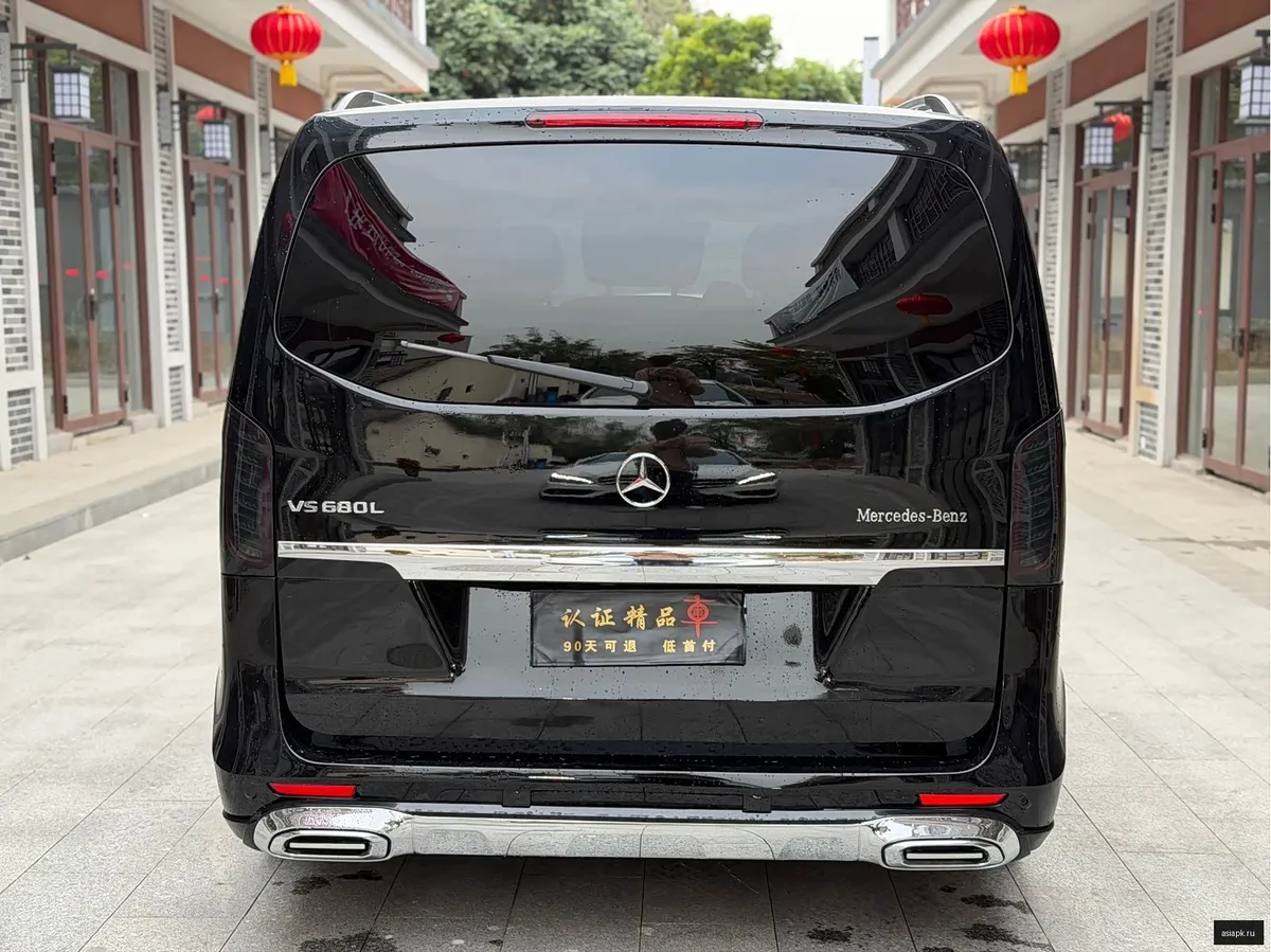 Mercedes-Benz V-Class 5