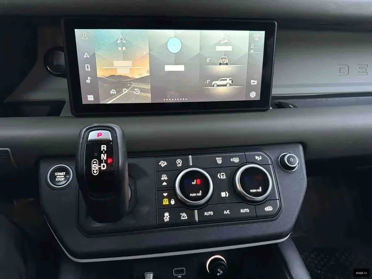 Land Rover Defender 5