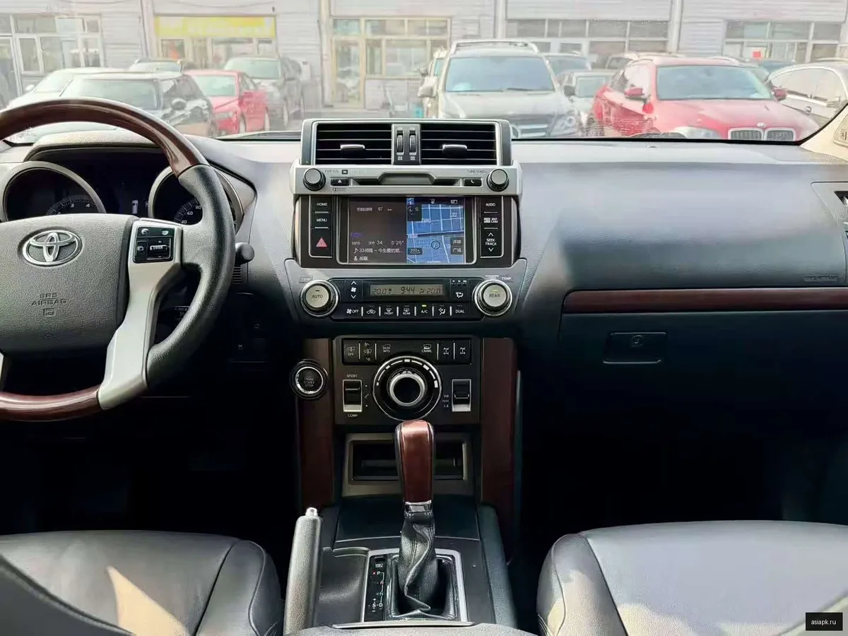 Toyota Land Cruiser Prado 4