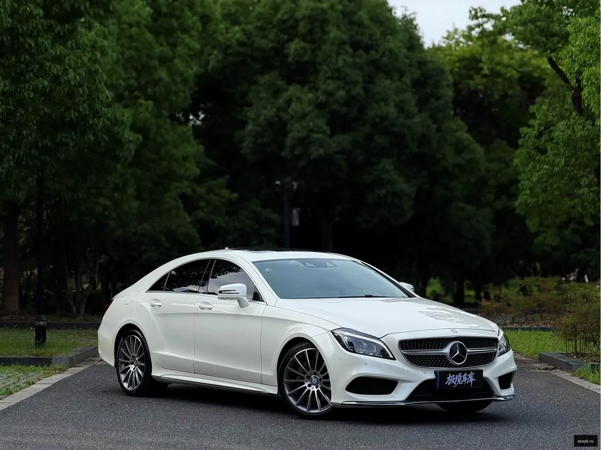 Mercedes-Benz CLS-Class 3