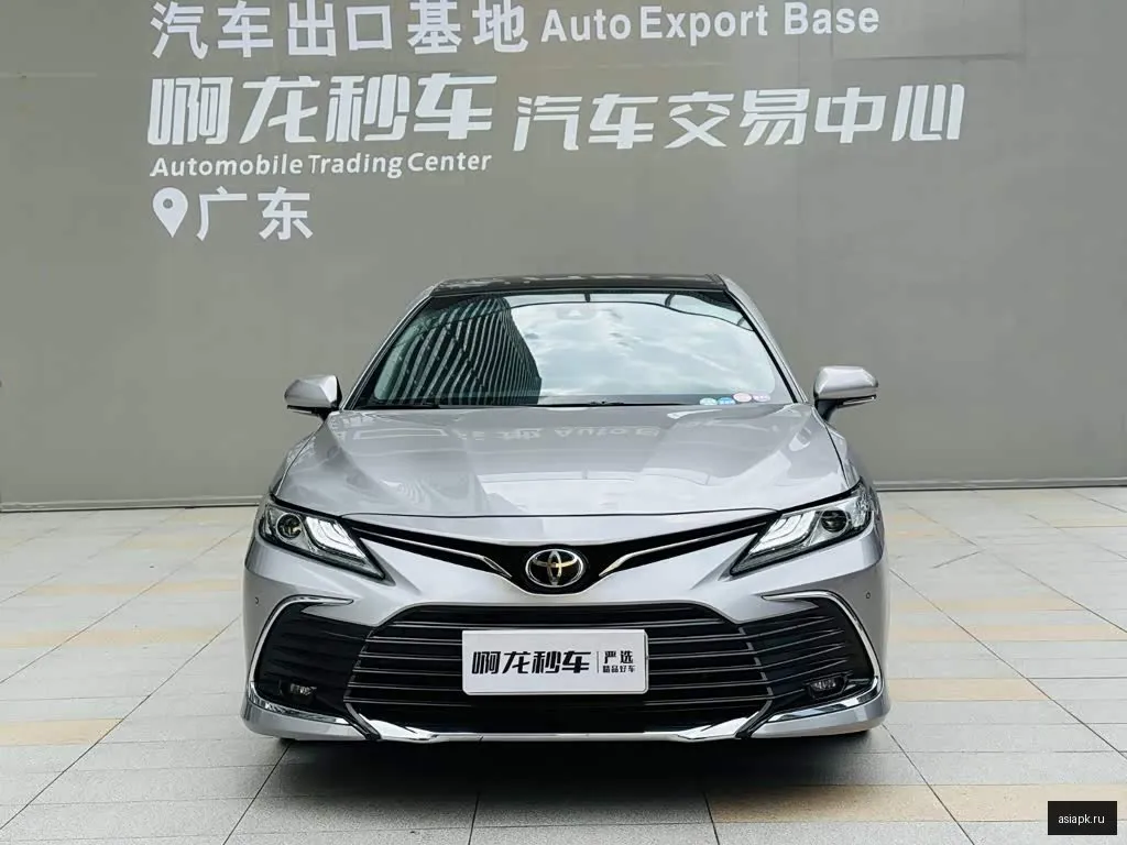 Toyota Camry 2