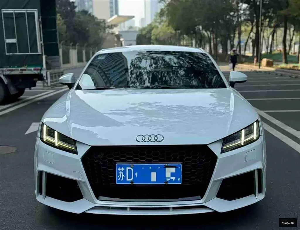 Audi TT 3