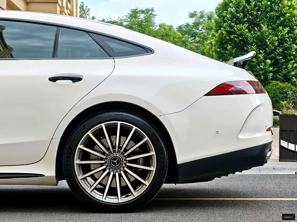 Mercedes-Benz AMG GT 6