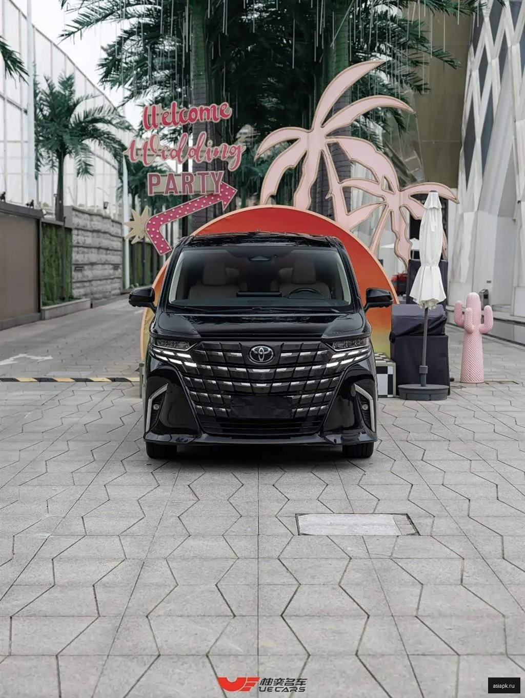 Toyota Alphard 2