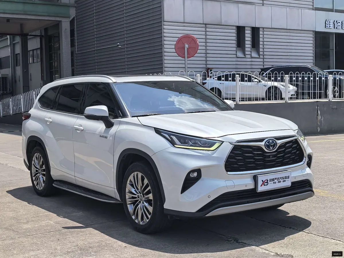 Toyota Highlander 3