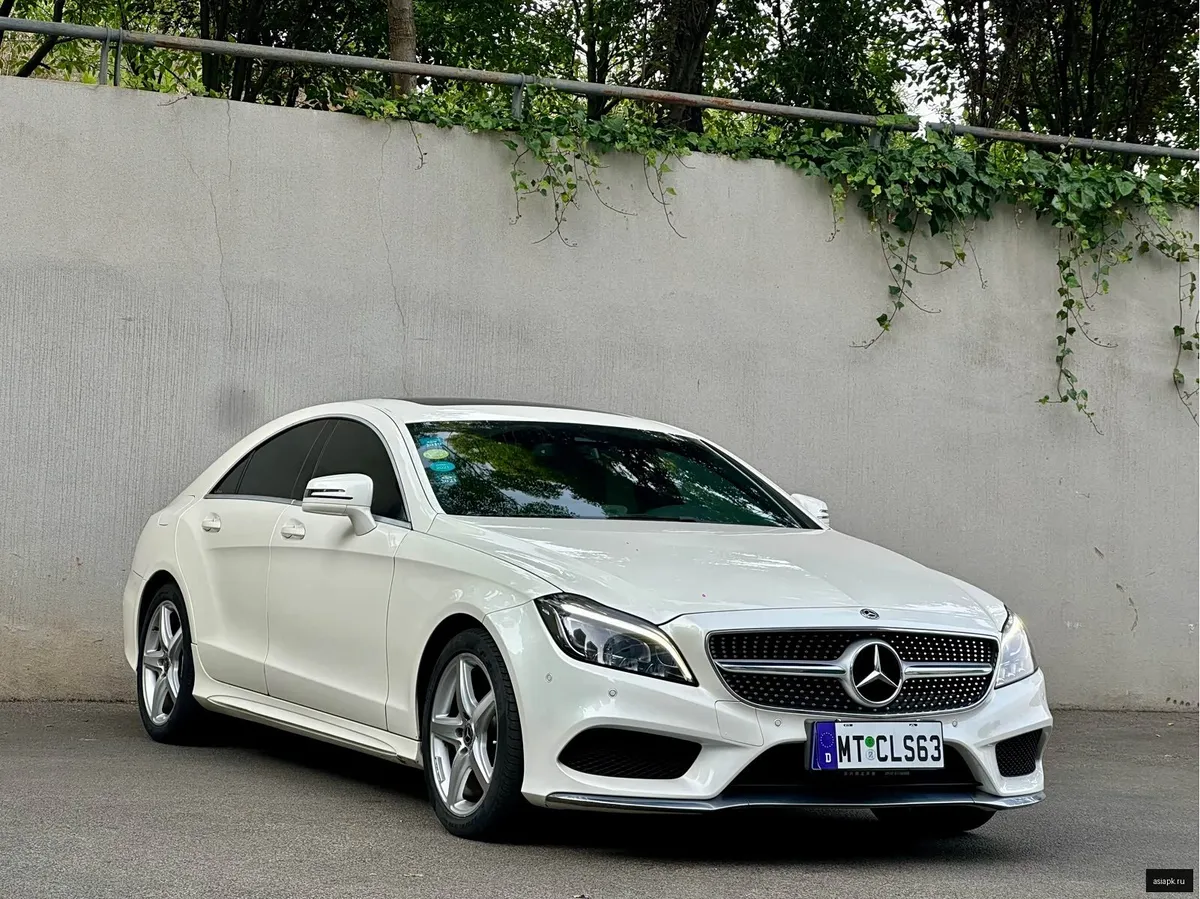 Mercedes-Benz CLS-Class 3