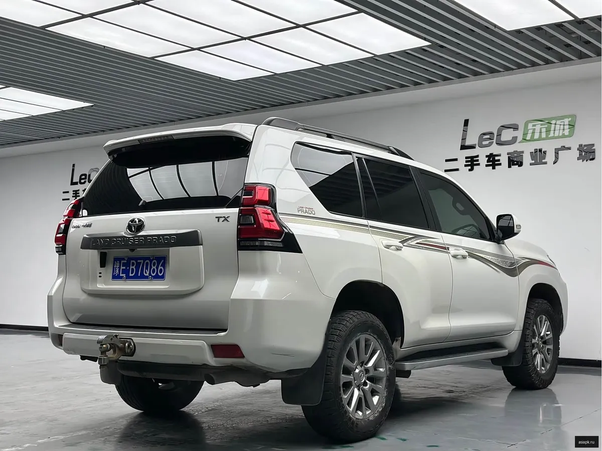 Toyota Land Cruiser Prado 6