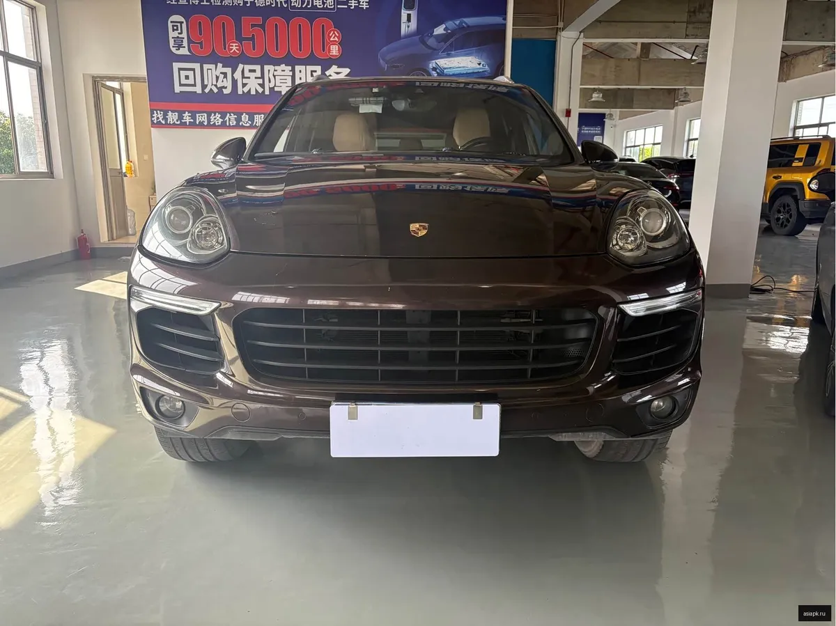Porsche Cayenne 2