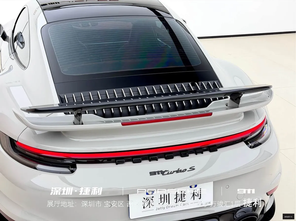 Porsche 911 6