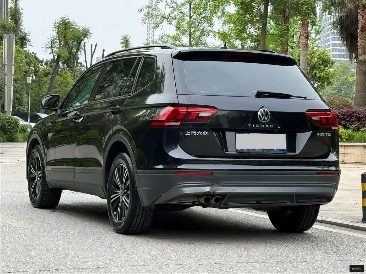 Volkswagen Tiguan L 5