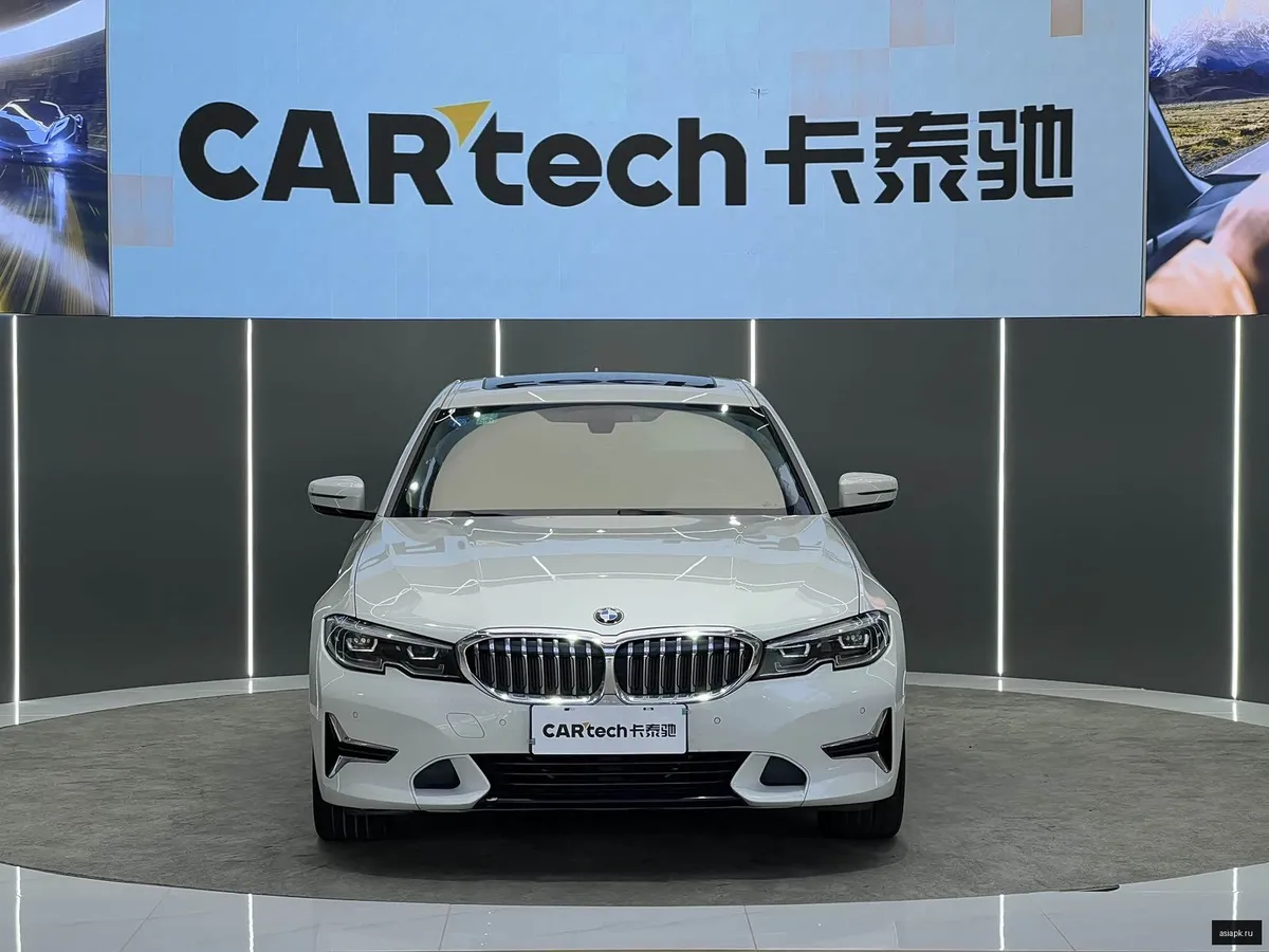 BMW 3-Series 2