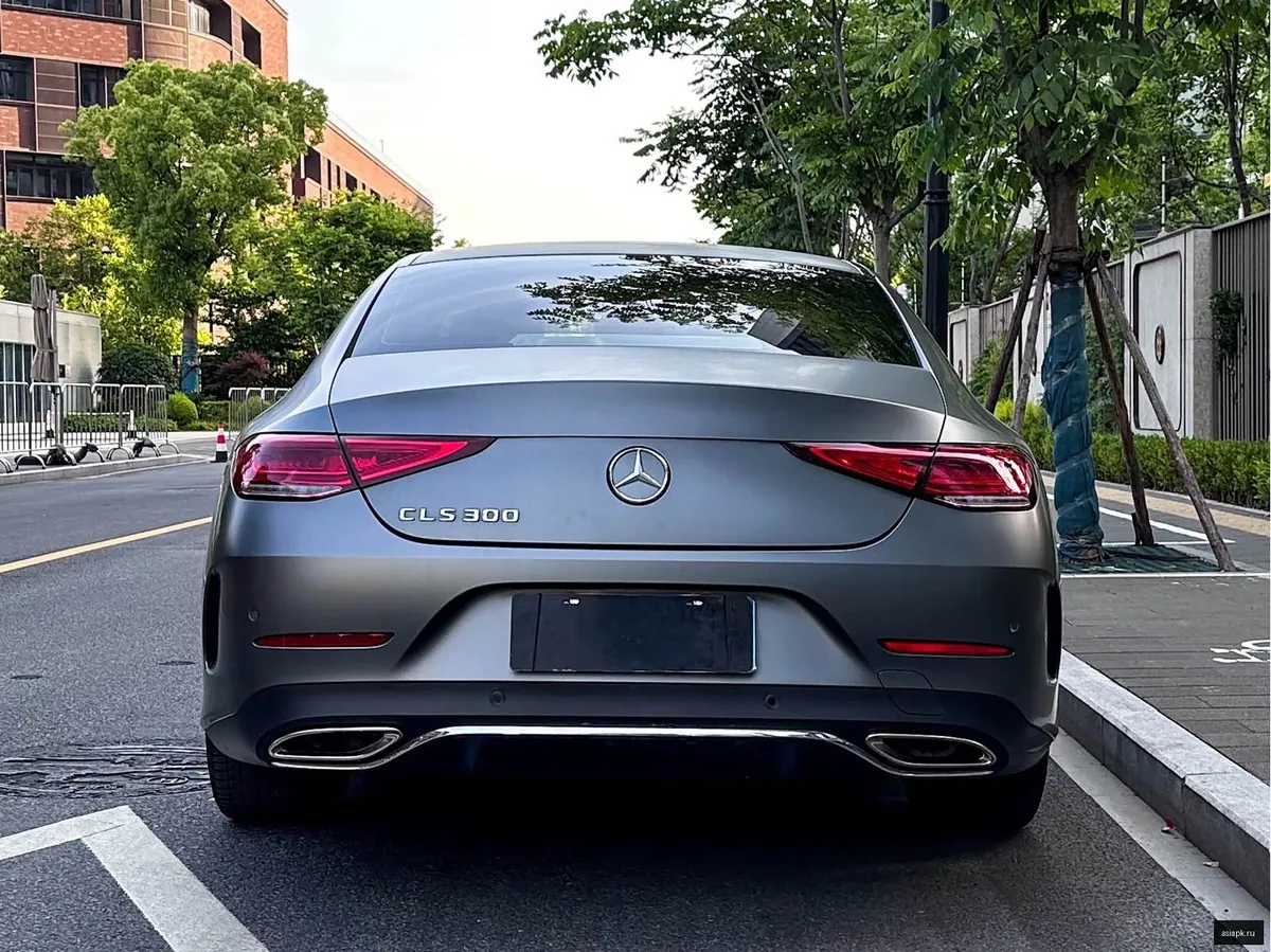 Mercedes-Benz CLS-Class 5