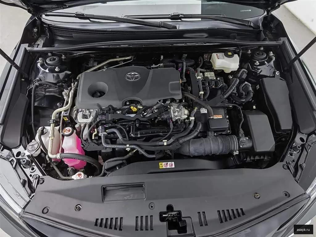 Toyota Camry 6