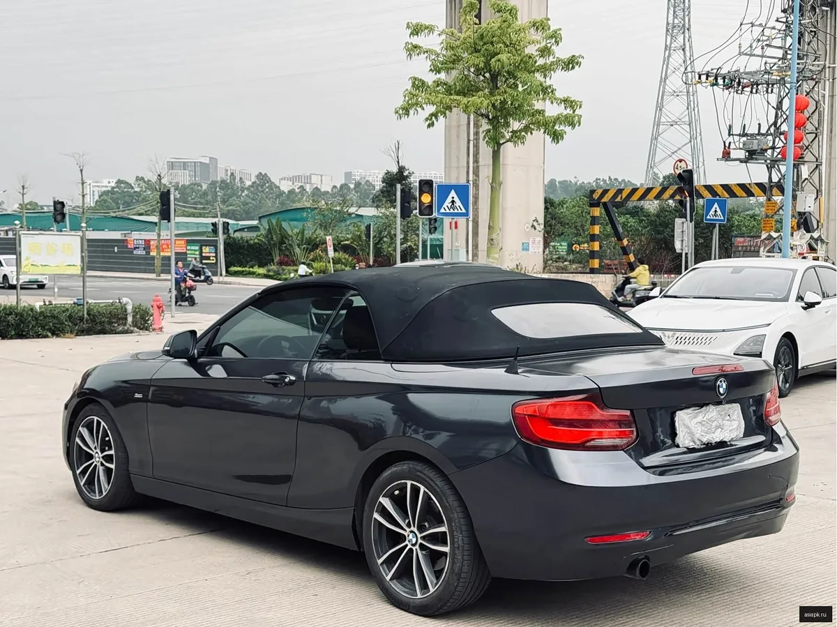 BMW 2-Series 4