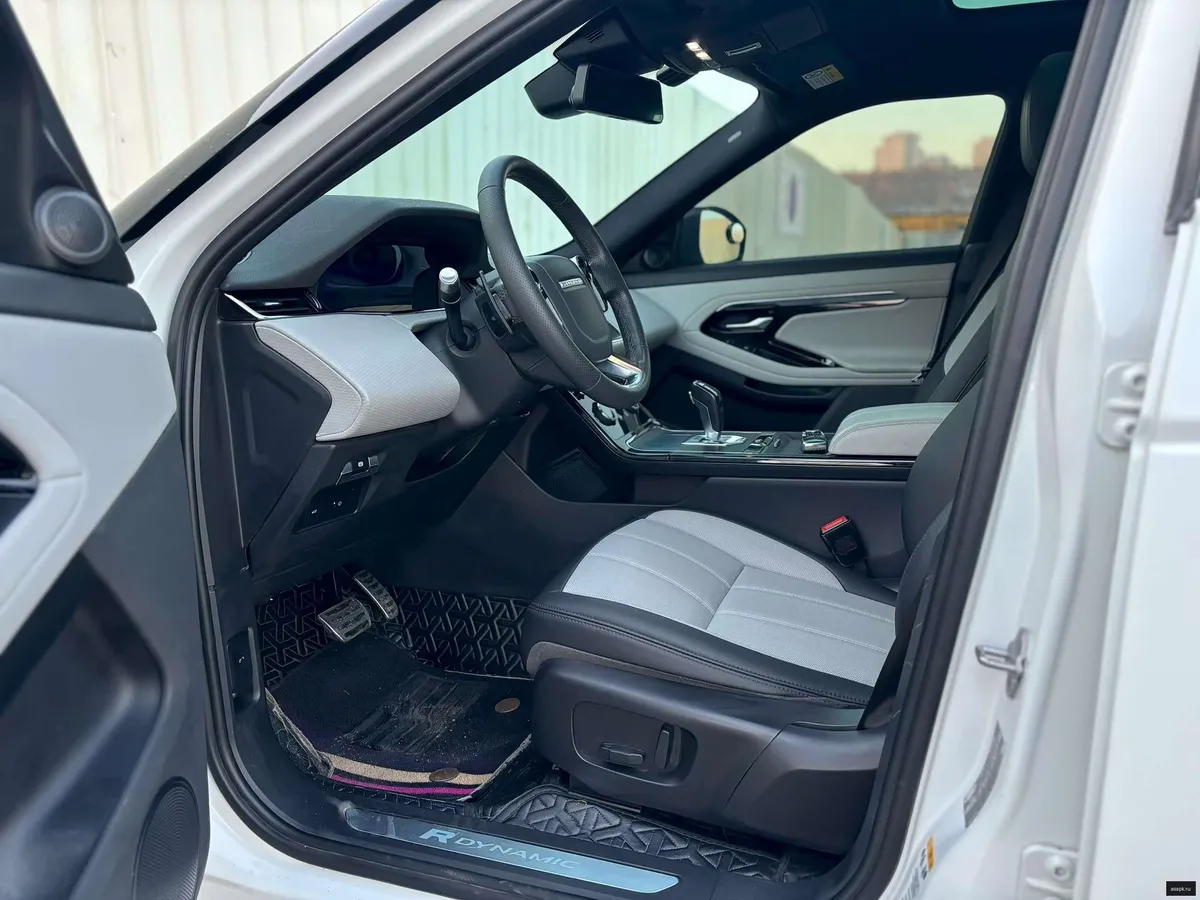 Land Rover Range Rover Evoque 5