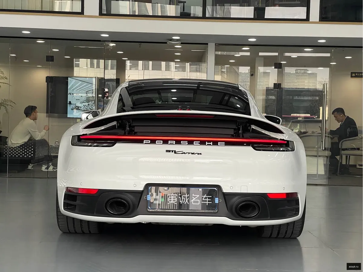 Porsche 911 6