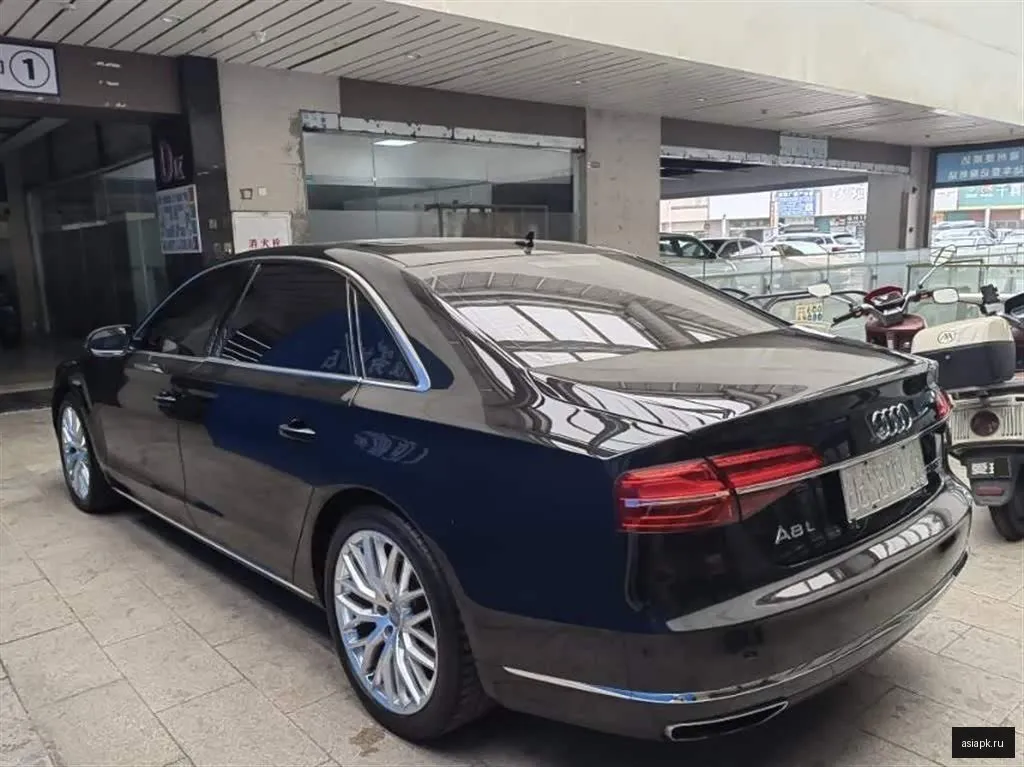 Audi A8 5