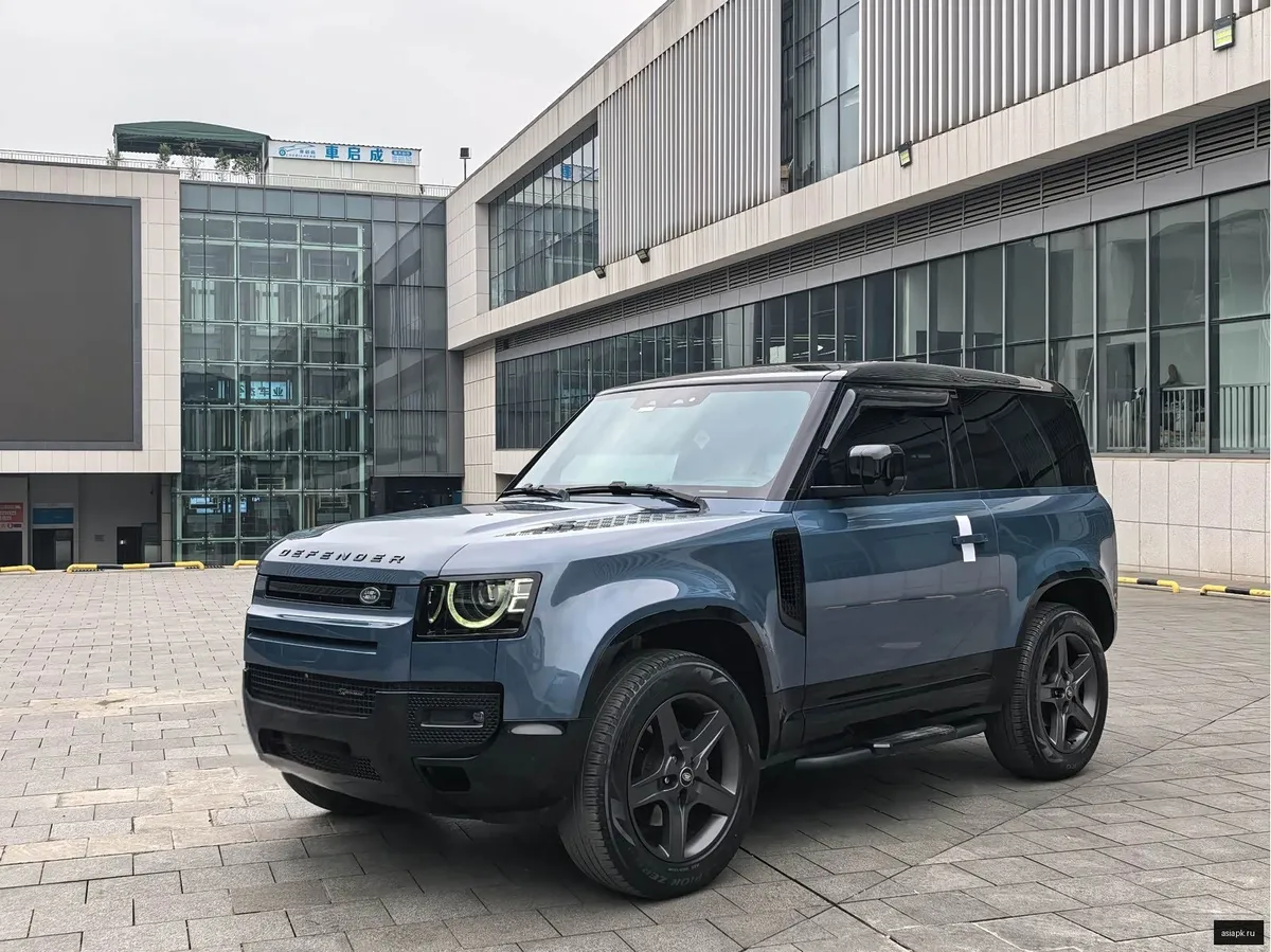 Land Rover Defender
