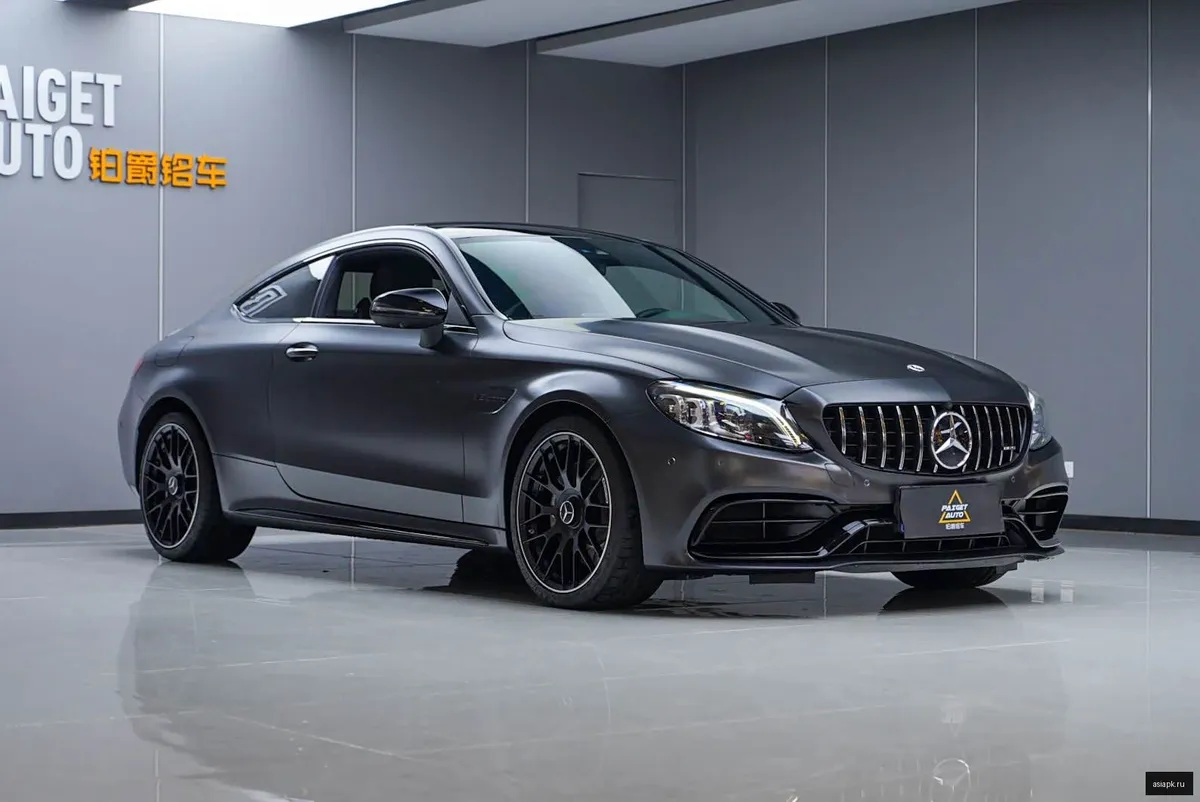 Mercedes-Benz C-Class 5