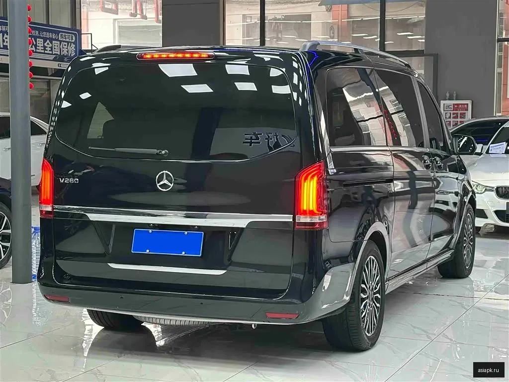 Mercedes-Benz V-Class 6