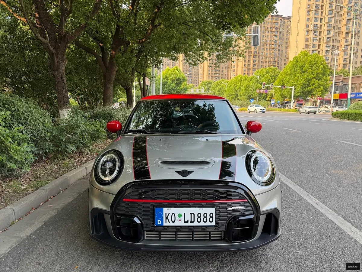 MINI Hatch 2