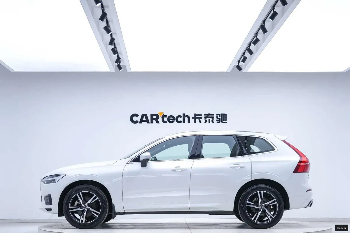 Volvo XC60 4