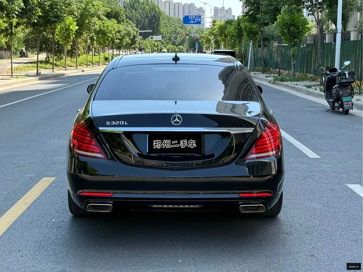 Mercedes-Benz S-Class 5