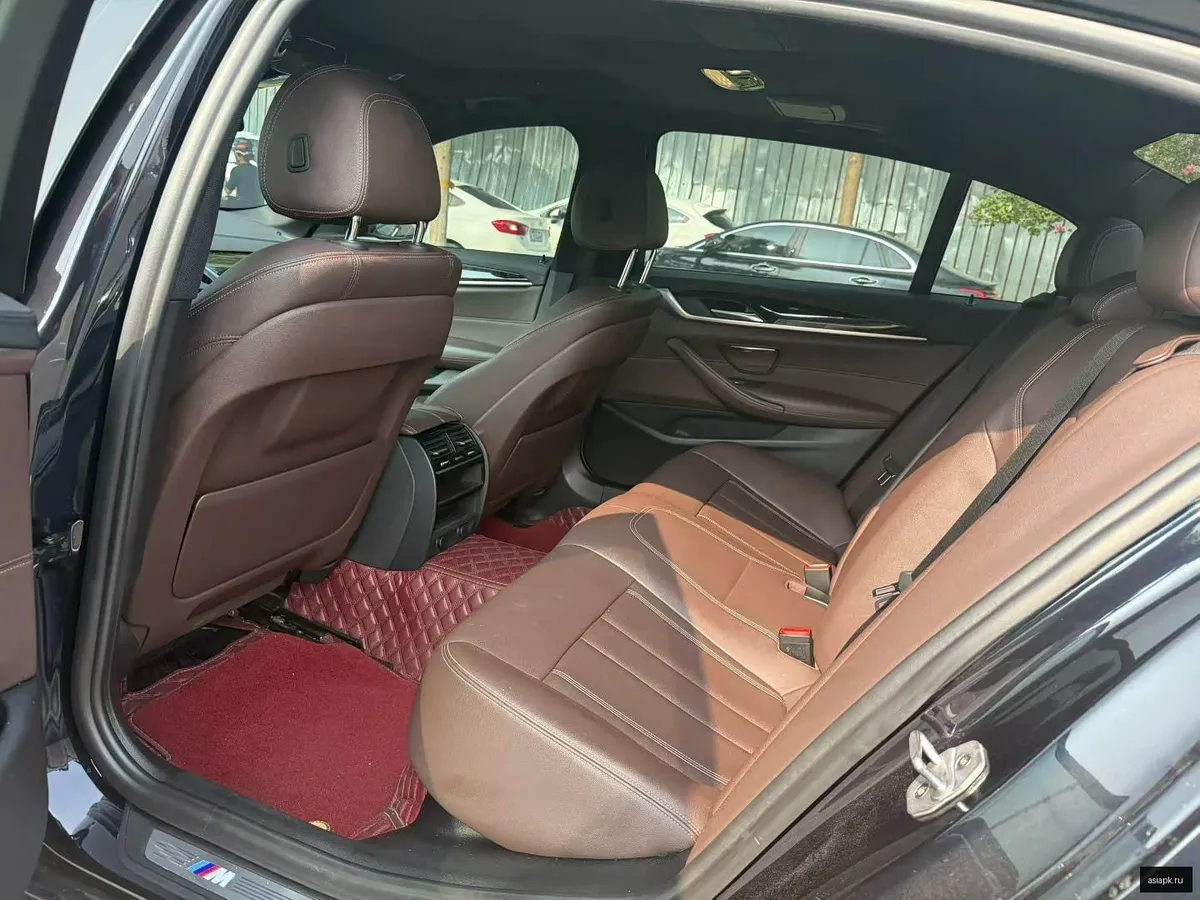 BMW 5-Series 5