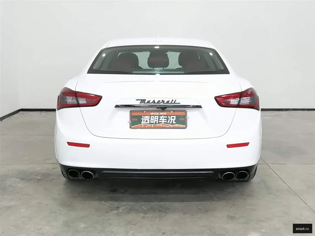 Maserati Ghibli 4