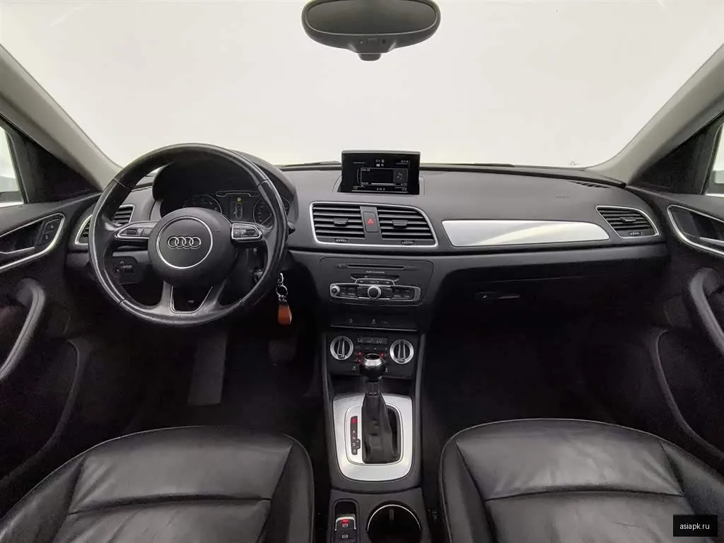 Audi Q3 5