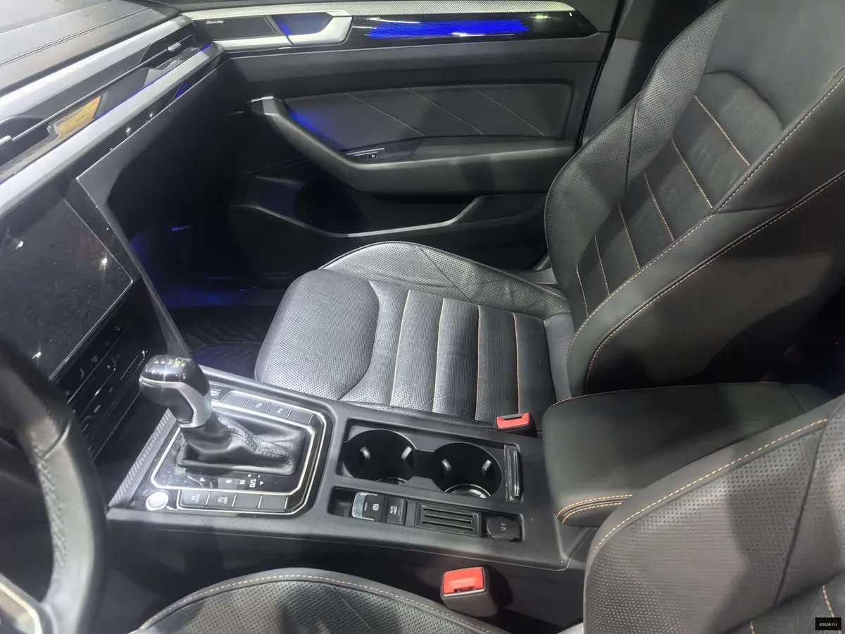 Volkswagen Passat CC 4