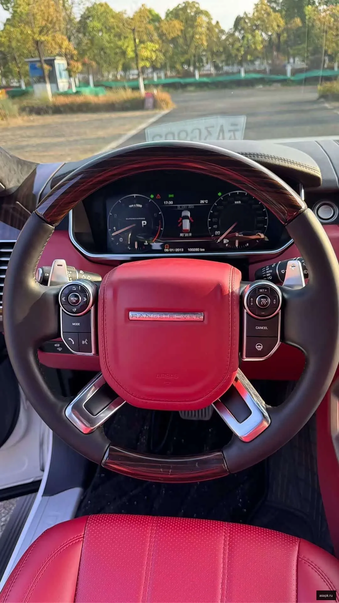 Land Rover Range Rover 6