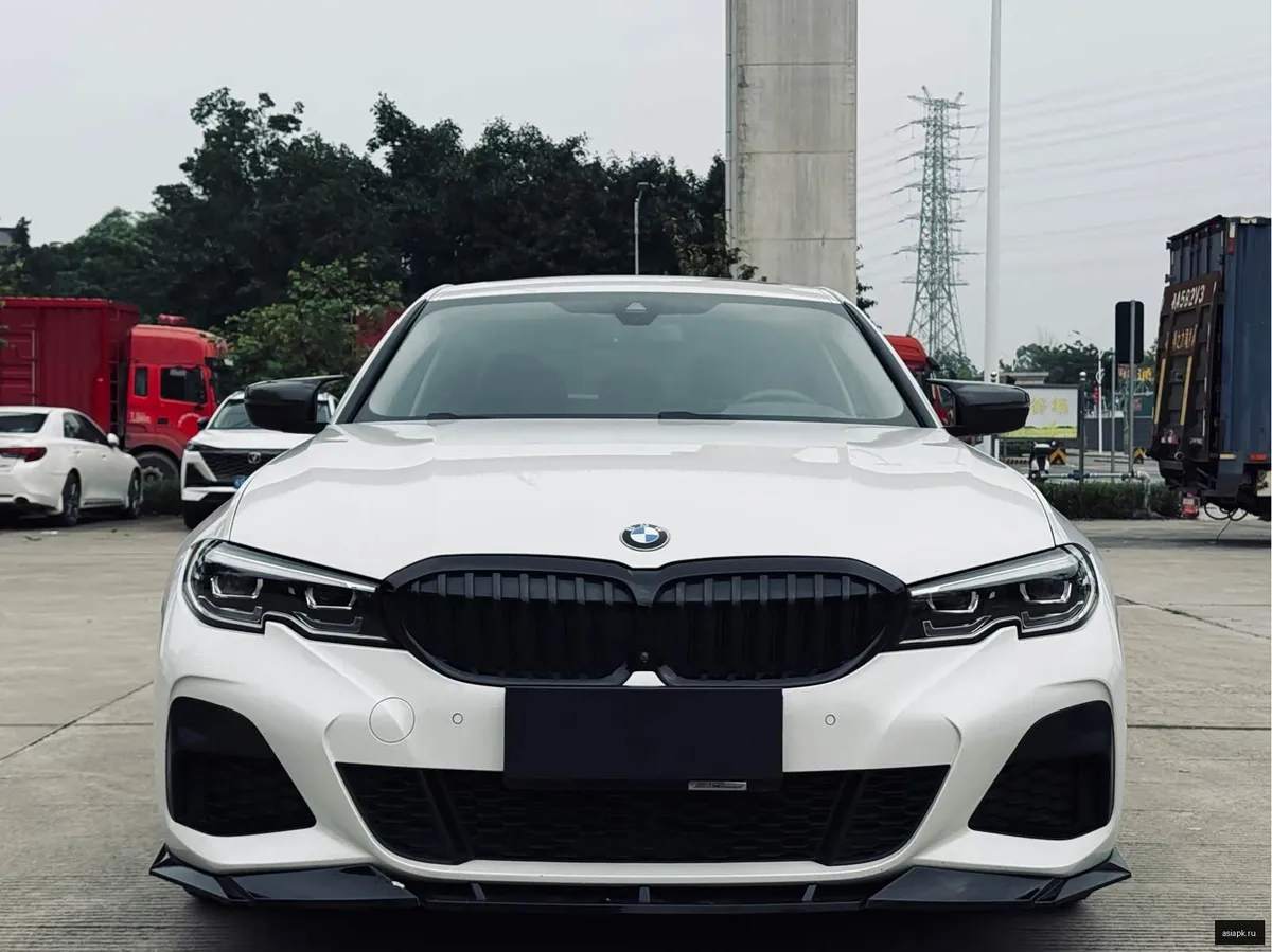 BMW 3-Series 2
