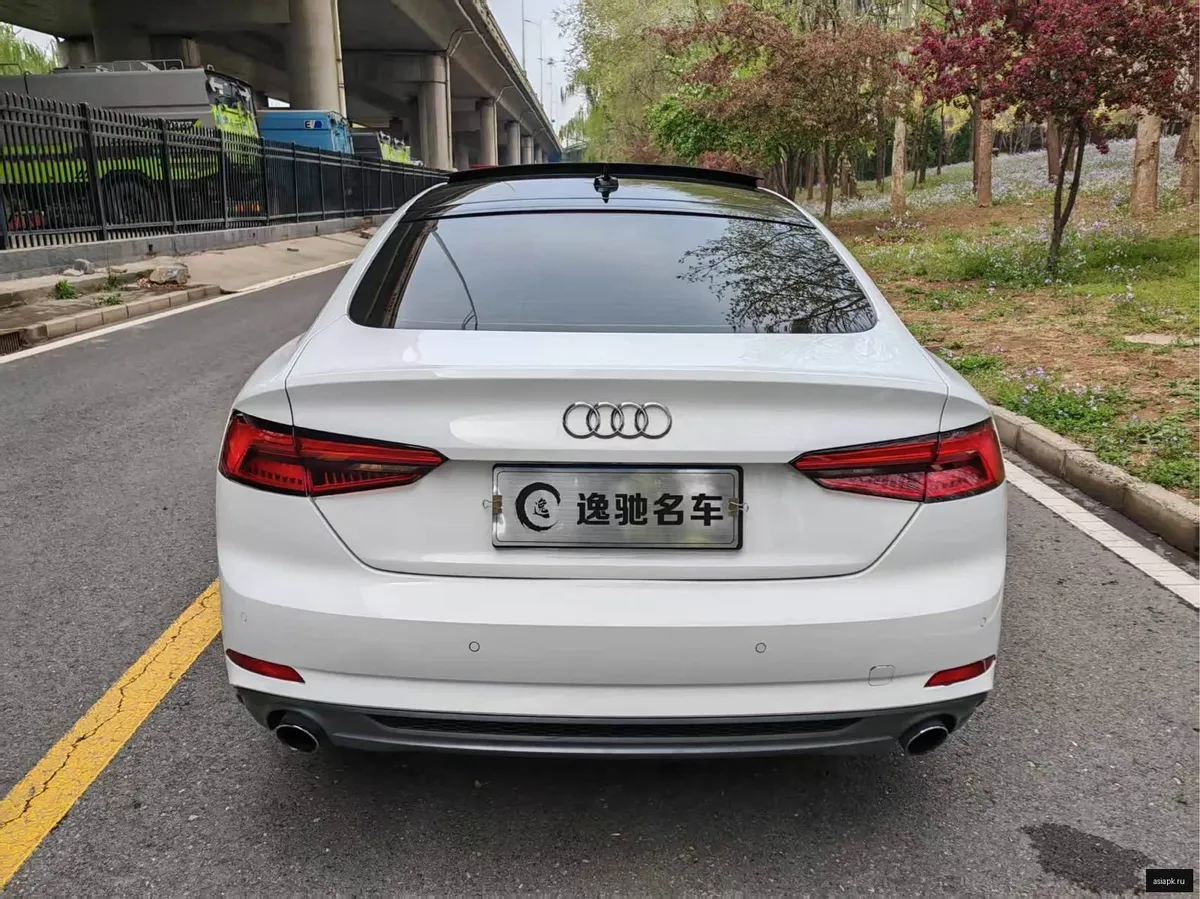 Audi A5 5