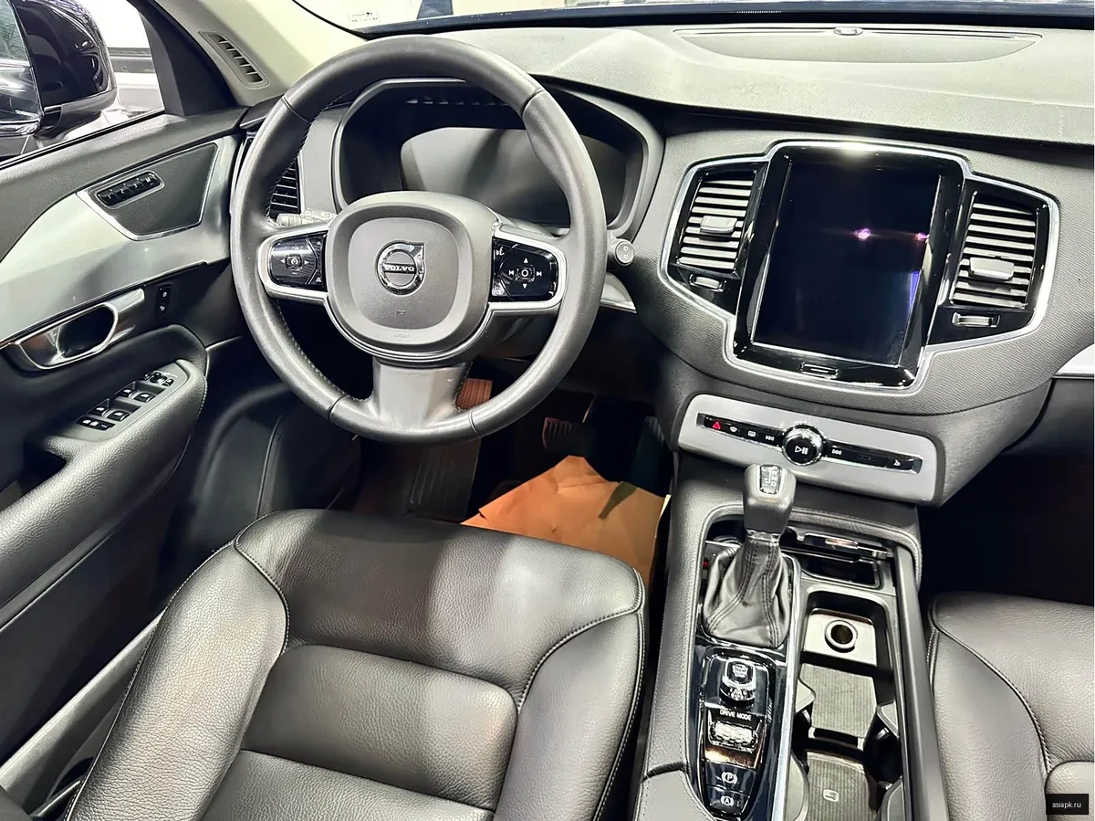 Volvo XC90 4