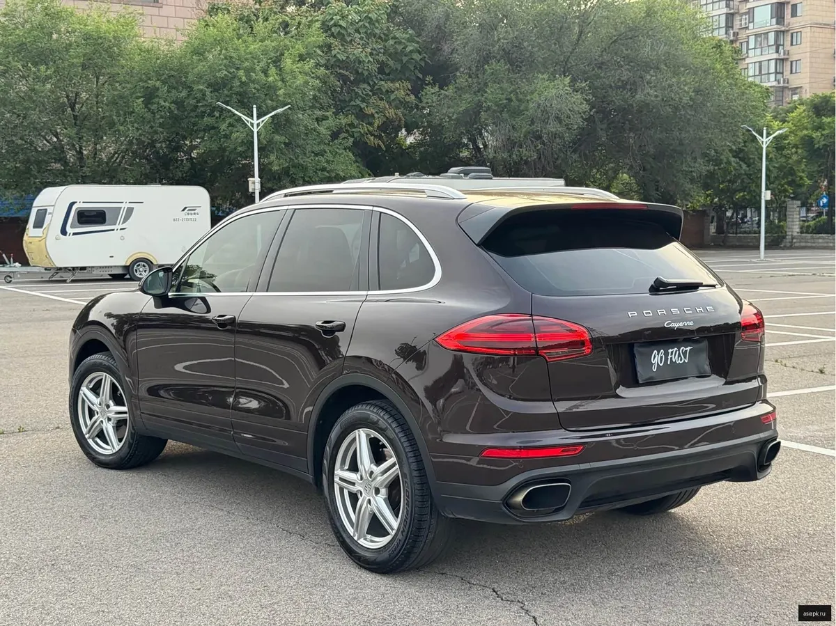 Porsche Cayenne 5