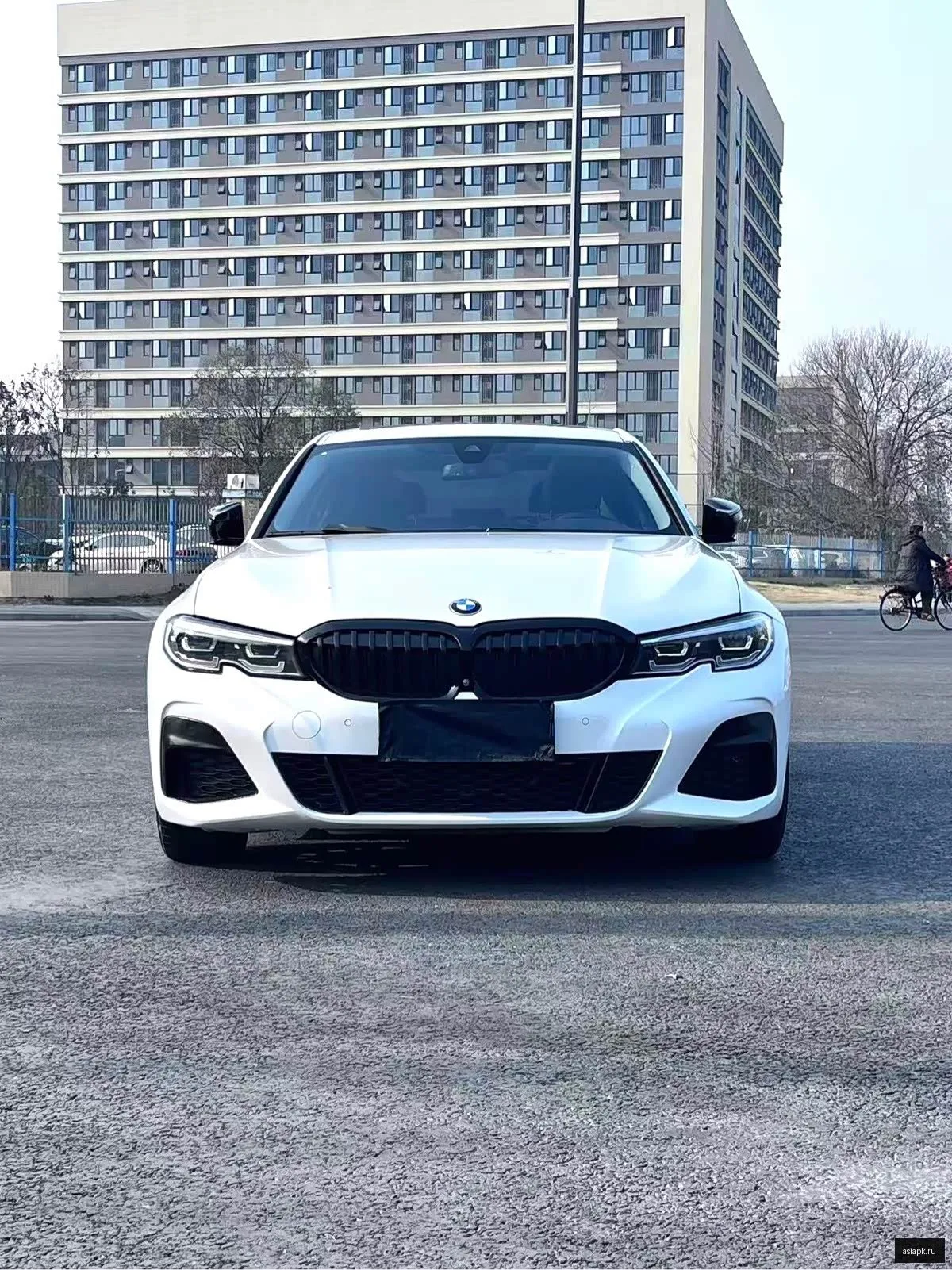 BMW 3-Series 2
