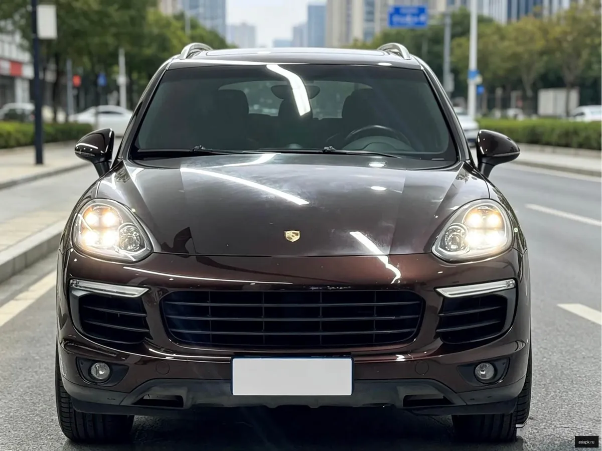 Porsche Cayenne 2