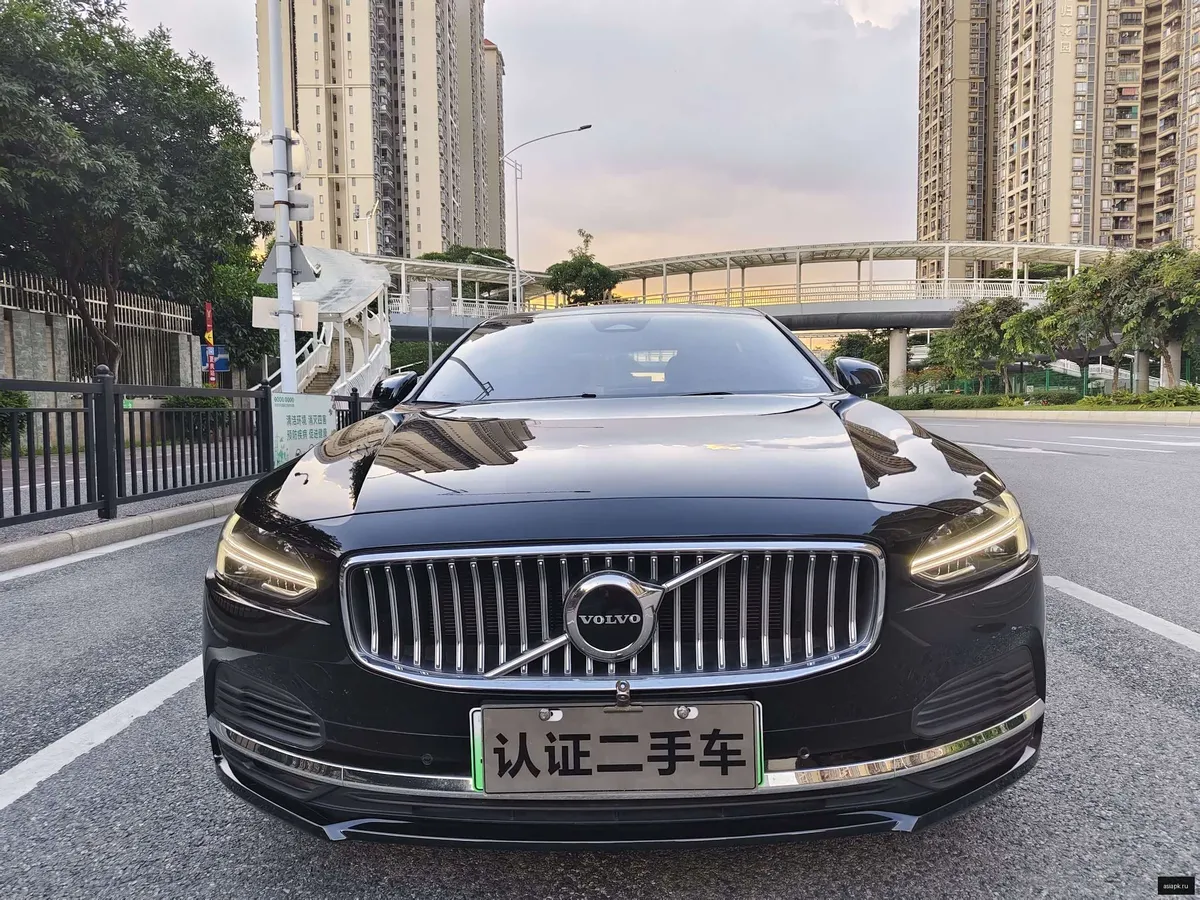 Volvo S90 5