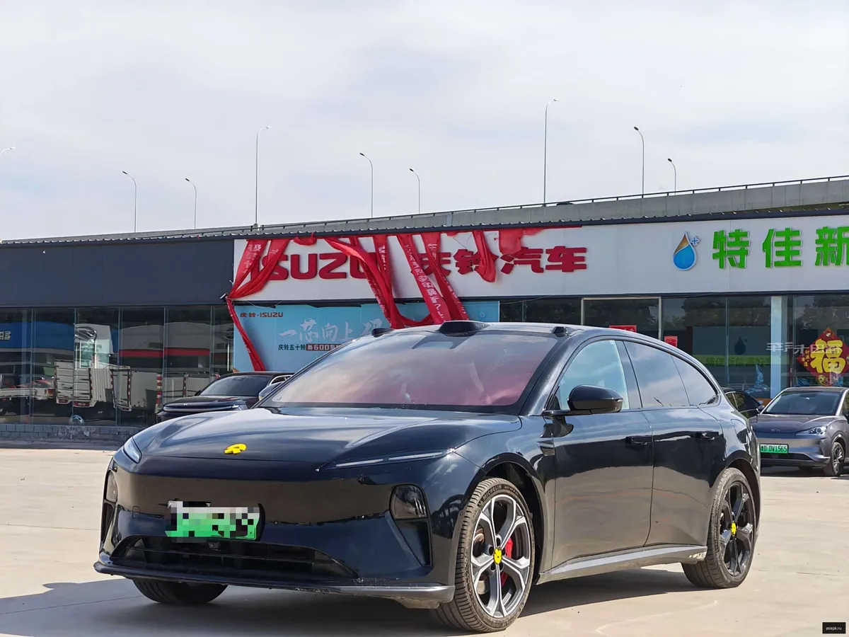 Nio ET5