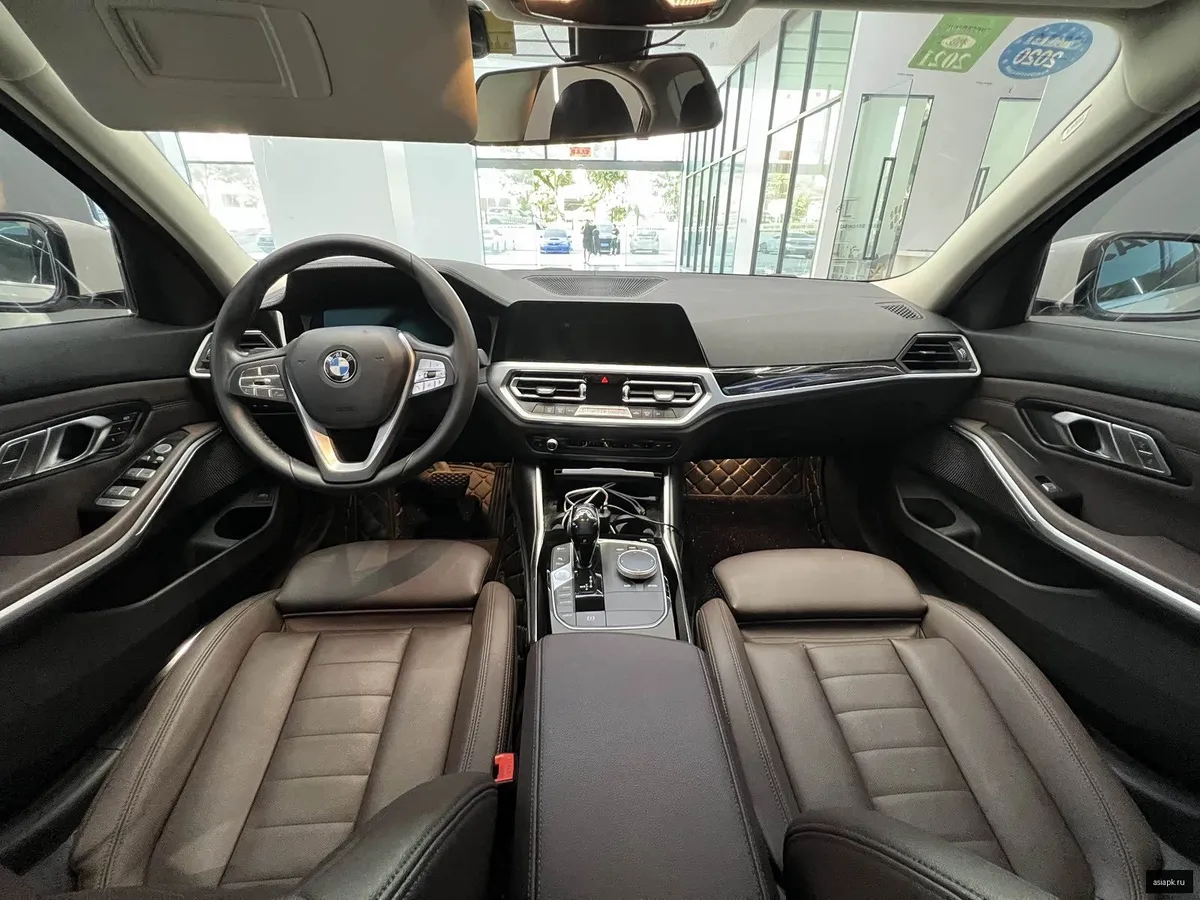 BMW 3-Series 4
