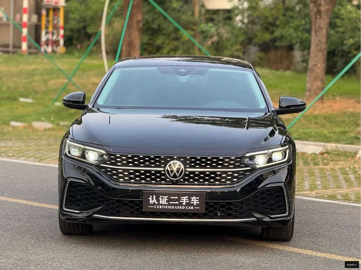 Volkswagen Passat 2
