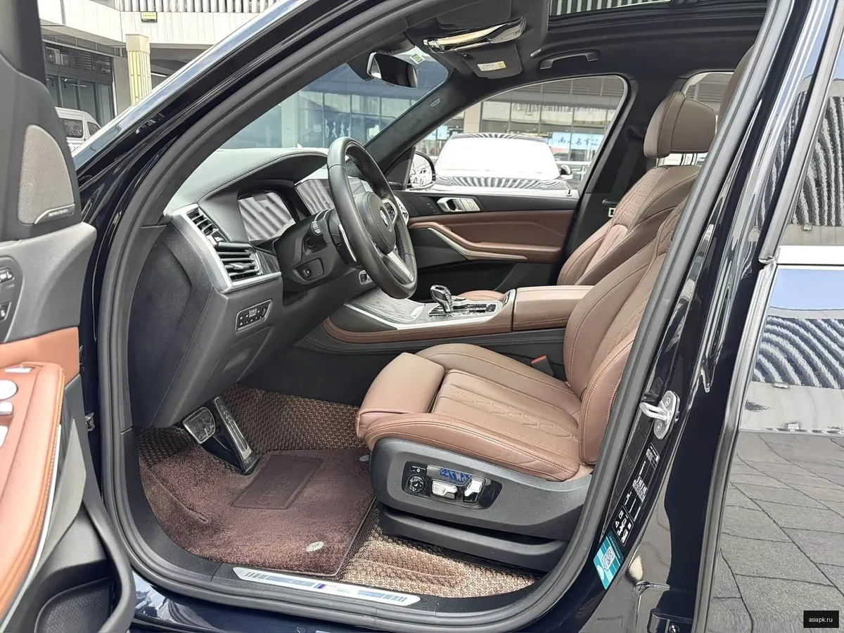 BMW X7 4