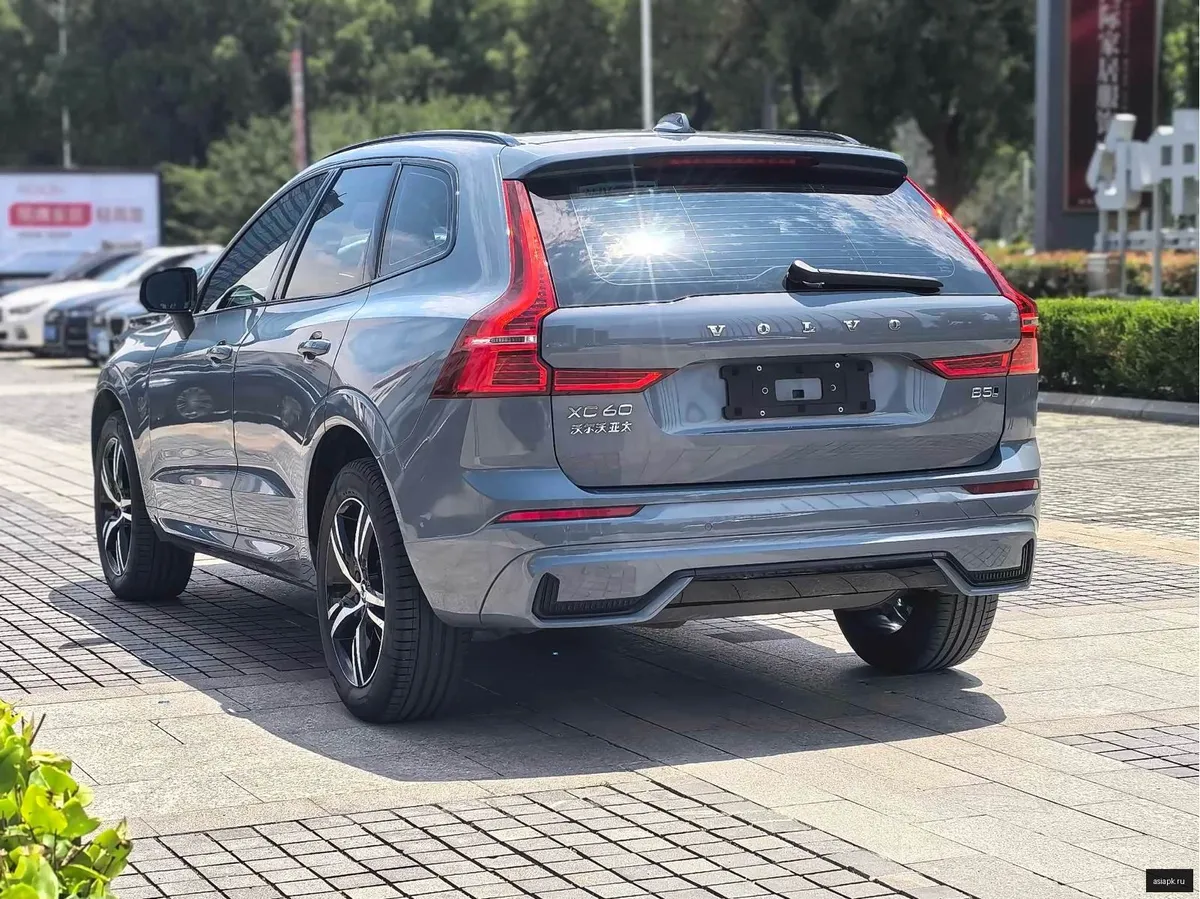 Volvo XC60 6
