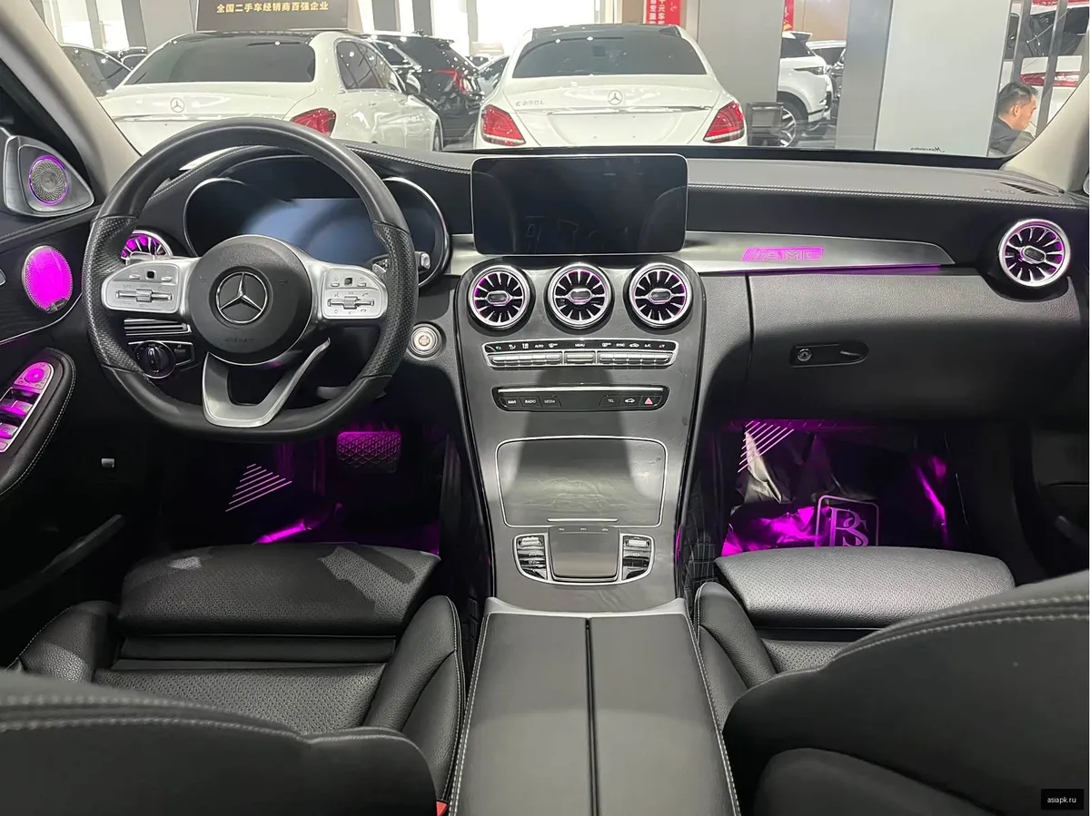 Mercedes-Benz C-Class 6