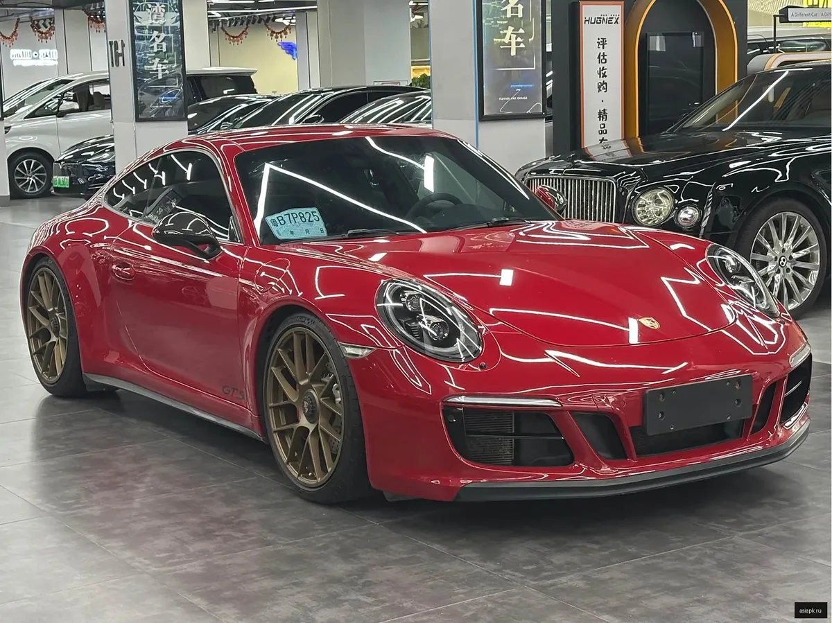 Porsche 911 2
